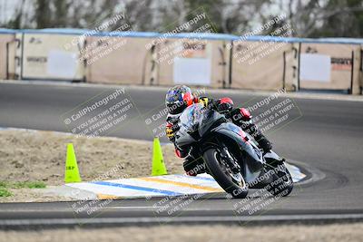 media/Apr-18-2025-TrackDaz (Fri) [[45f5874c44]]/B Group/Session 4 (Turn 6 - Outside)/